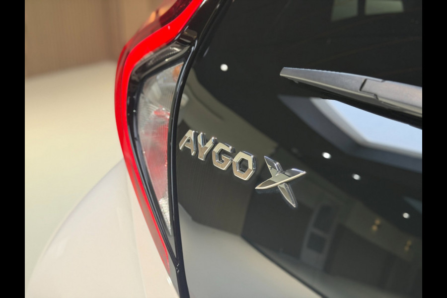 Toyota Aygo X 1.0 VVT-i MT Playi|Carplay|Camera| Airco|Acc|Fabrieksgarantie