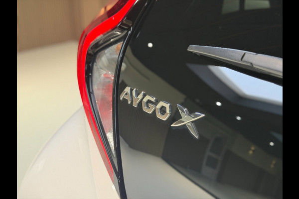 Toyota Aygo X 1.0 VVT-i MT Playi|Carplay|Camera| Airco|Acc|Fabrieksgarantie