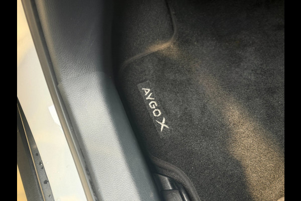 Toyota Aygo X 1.0 VVT-i MT Playi|Carplay|Camera| Airco|Acc|Fabrieksgarantie