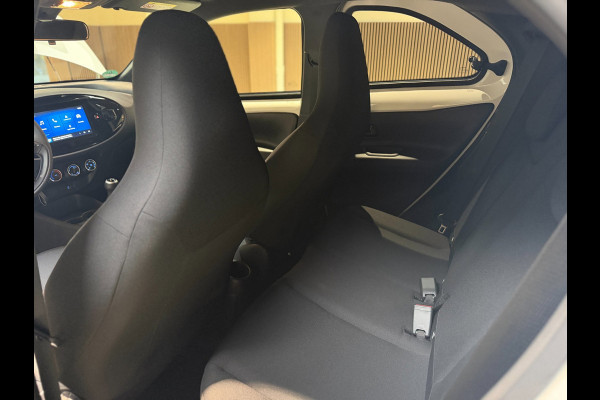 Toyota Aygo X 1.0 VVT-i MT Playi|Carplay|Camera| Airco|Acc|Fabrieksgarantie