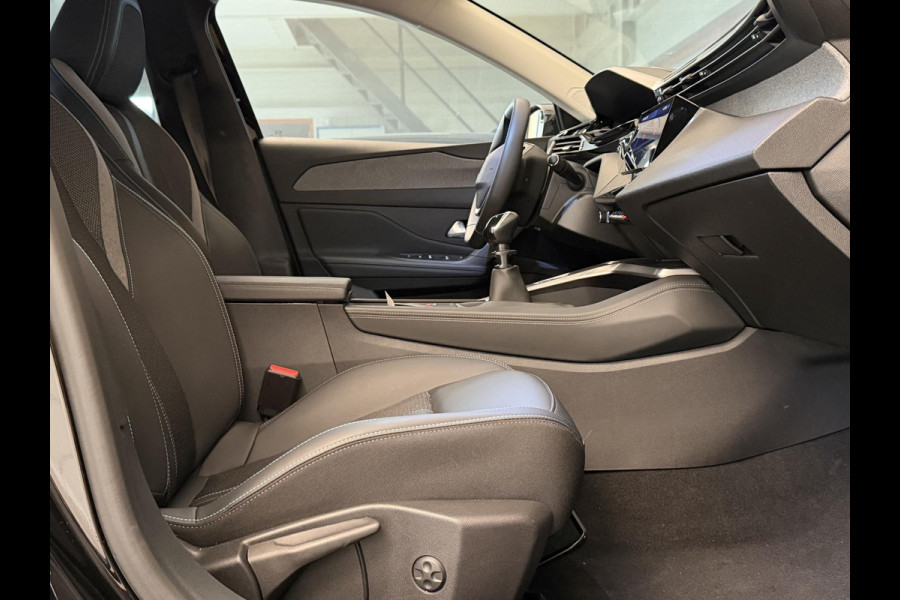 Peugeot 308 1.2 PureTech 130PK Allure | Navi | 360 Camera | Keyless | Stoelverw. | PDC | Incl. garantie