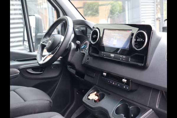 Mercedes-Benz eSprinter 420 81kWh Select Bakwagen - Laadklep 4.250 KG - L3 WB 433 cm