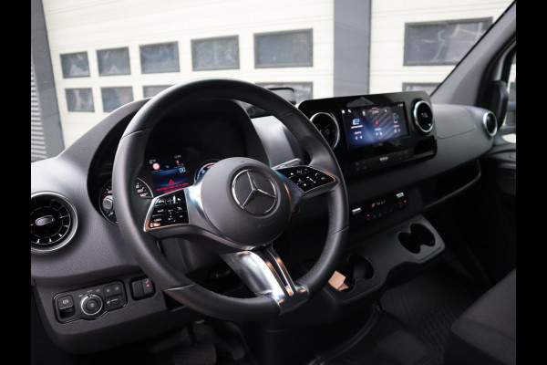Mercedes-Benz eSprinter 420 81kWh Select Bakwagen - Laadklep 4.250 KG - L3 WB 433 cm
