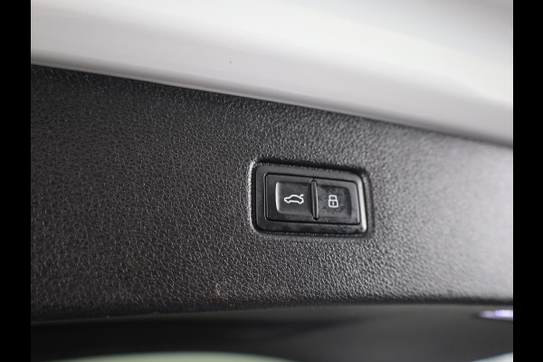 Audi Q7 60 TFSI e quattro Pro Line S Competition 490pk | Panoramadak | Wegklapbare trekhaak |  Stoelventilatie/massage voorin | HD-matrix-led, laserlicht | Digitale oled-achterlichten | Bang & Olufsen Premium 3D | Leder Valcona S-logo ruitpatroon