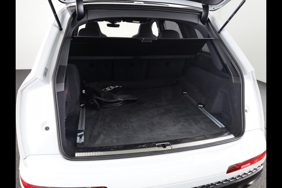 Audi Q7 60 TFSI e quattro Pro Line S Competition 490pk | Panoramadak | Wegklapbare trekhaak |  Stoelventilatie/massage voorin | HD-matrix-led, laserlicht | Digitale oled-achterlichten | Bang & Olufsen Premium 3D | Leder Valcona S-logo ruitpatroon