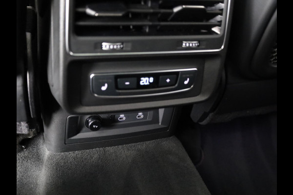 Audi Q7 60 TFSI e quattro Pro Line S Competition 490pk | Panoramadak | Wegklapbare trekhaak |  Stoelventilatie/massage voorin | HD-matrix-led, laserlicht | Digitale oled-achterlichten | Bang & Olufsen Premium 3D | Leder Valcona S-logo ruitpatroon