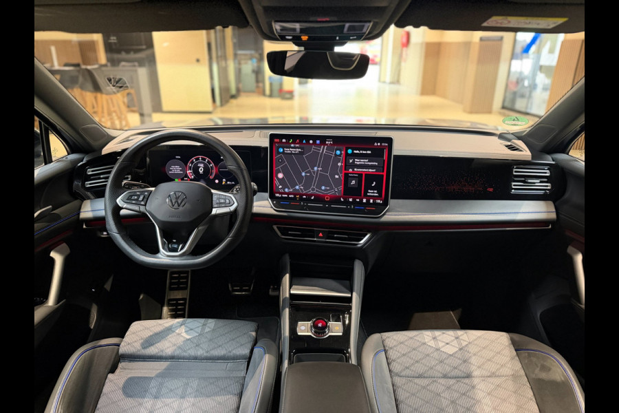 Volkswagen Tiguan 1.5 eTSI R-Line|Keyless|360 camera|Sfeer|Stoel Verwarming|