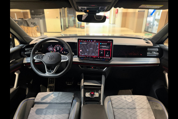 Volkswagen Tiguan 1.5 eTSI R-Line|Keyless|360 camera|Sfeer|Stoel Verwarming|