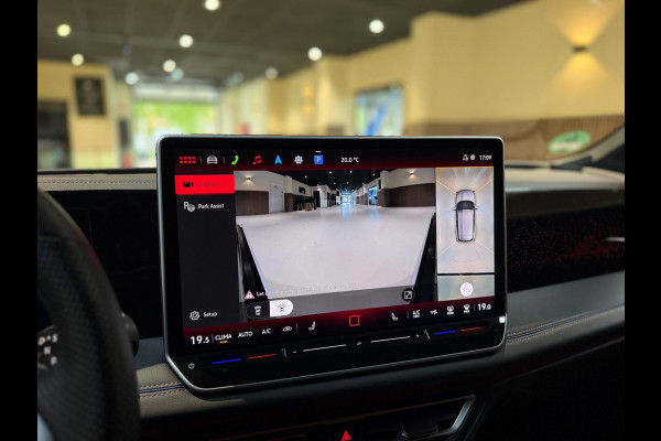 Volkswagen Tiguan 1.5 eTSI R-Line|Keyless|360 camera|Sfeer|Stoel Verwarming|