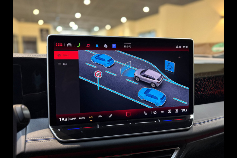 Volkswagen Tiguan 1.5 eTSI R-Line|Keyless|360 camera|Sfeer|Stoel Verwarming|
