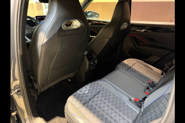 Volkswagen Tiguan 1.5 eTSI R-Line|Keyless|360 camera|Sfeer|Stoel Verwarming|