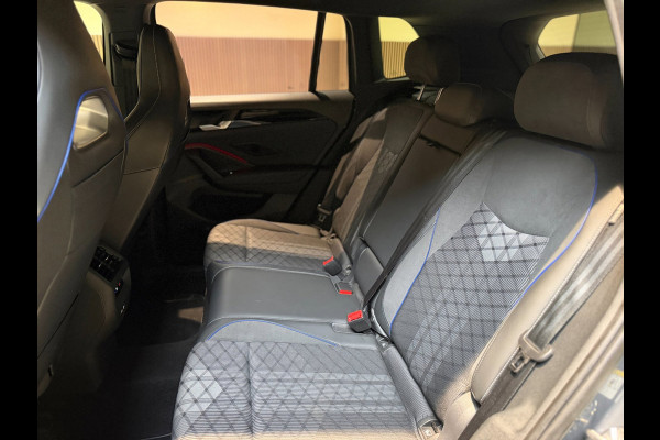 Volkswagen Tiguan 1.5 eTSI R-Line|Keyless|360 camera|Sfeer|Stoel Verwarming|