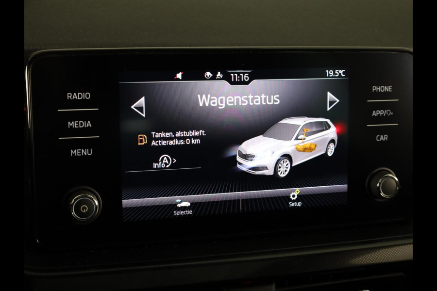 Škoda Kamiq 1.0 TSI Monte Carlo 110 PK DSG | Navigatie via app | Panorama dak | 17"LM velgen | Parkeercamera |