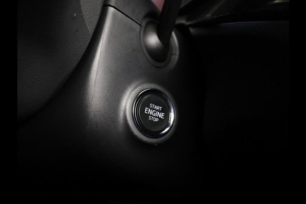 Škoda Kamiq 1.0 TSI Monte Carlo 110 PK DSG | Navigatie via app | Panorama dak | 17"LM velgen | Parkeercamera |