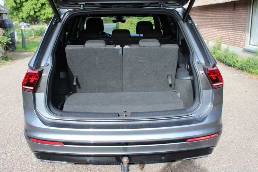 Volkswagen Tiguan Allspace 1.5 TSI Highline Business R 7PERS 150Pk PANO TH CRUISE ORG NL VIRTUAL 143000KM!!!