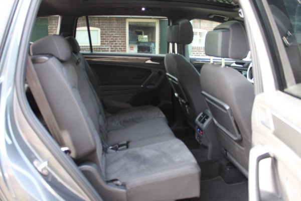 Volkswagen Tiguan Allspace 1.5 TSI Highline Business R 7PERS 150Pk PANO TH CRUISE ORG NL VIRTUAL 143000KM!!!