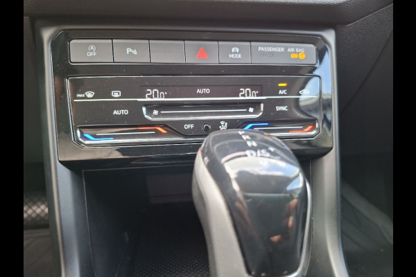 Volkswagen T-Cross 1.0 TSI R-Line * 42.000KM! * AUTOMAAT * Parkeercamera * CarPlay * Adaptieve Cruise *