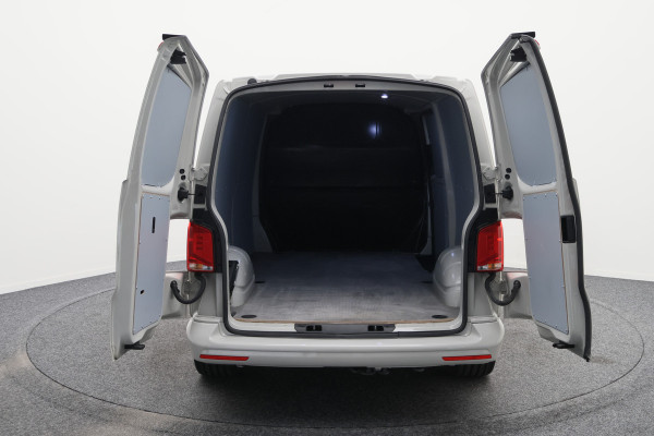Volkswagen Transporter 2.0 TDI DSG L2H1 Leer, 3-Zits, Camera, Cruise, Airco, Apple Carplay, SideSteps, Elektrisch Pakket, 20''