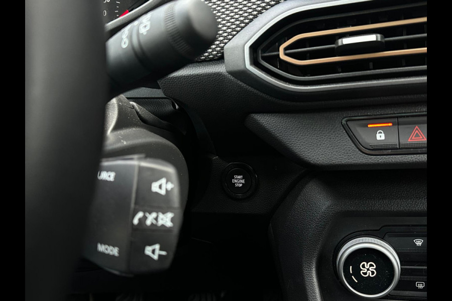 Dacia SANDERO Stepway 1.0 100 ECO-G Up&Go, Airco, CarPlay, Cruise, Camera, Pano, Navi, Bluetooth, Detectie, PDC