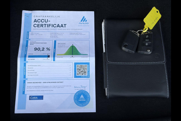 Volkswagen e-Golf e-Golf ✓SOH 90.2%✓1e Eigenaar✓Dealer Onderhouden✓Warmtepomp✓Camera✓Carplay✓Navi✓Virtual Cockpit✓LED✓Pdc V+A✓Keyless✓Lm velgen✓Bj 12-2018✓N.A.P✓Apk tot 01-2027