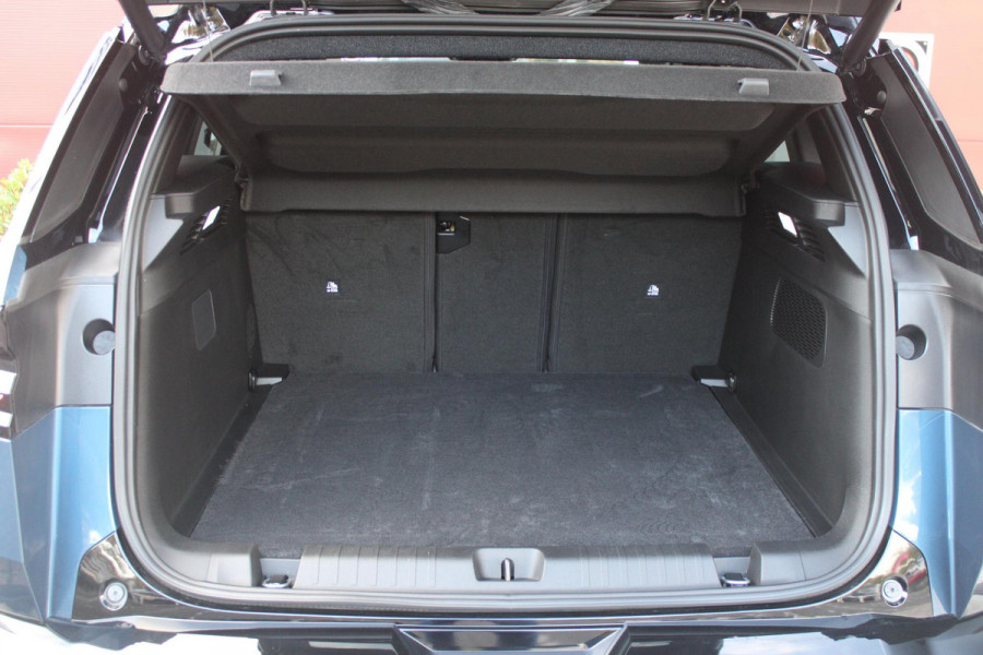 Jeep Compass 1.2 145PK e-Hybrid FIRST EDITION | PANORAMADAK: TWEEDELIG PANORAMISCH SCHUIF-/KANTELDAK | PREMIUM PACK: FOCAL PREMIUM AUDIO/STOELMASSAGE VÓÓR/STOELVENTILATIE VÓÓR/ELEKTRISCH VERSTELBARE VOORSTOELEN MET GEHEUGENFUNCTIE/GLANZEND ZWART GESPOTEN BUMPERS | CONVENIENCE PACK: 360° CAMERA /PARKEERSENSOREN VÓÓR, ACHTER & ZIJDELINGS/BLIND SPOT MONITORING/PEDAALVERWARMINGSPREVENTIE | PACIFIC BLUE | LED MATRIX KOPLAMPEN | 18" LICHTMETALEN VELGEN | VERLICHTE 7-SLEUFS GRILL | PRIVACY GLASS | STOEL/STUUR VERWARMING | VERWARMBARE VOORRUITRAND |SFEERVERLICHTING | ELEKTRISCH BEDIENBARE