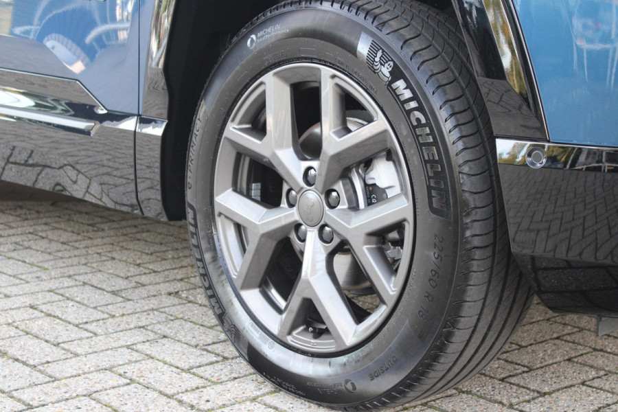 Jeep Compass 1.2 145PK e-Hybrid FIRST EDITION | PANORAMADAK: TWEEDELIG PANORAMISCH SCHUIF-/KANTELDAK | PREMIUM PACK: FOCAL PREMIUM AUDIO/STOELMASSAGE VÓÓR/STOELVENTILATIE VÓÓR/ELEKTRISCH VERSTELBARE VOORSTOELEN MET GEHEUGENFUNCTIE/GLANZEND ZWART GESPOTEN BUMPERS | CONVENIENCE PACK: 360° CAMERA /PARKEERSENSOREN VÓÓR, ACHTER & ZIJDELINGS/BLIND SPOT MONITORING/PEDAALVERWARMINGSPREVENTIE | PACIFIC BLUE | LED MATRIX KOPLAMPEN | 18" LICHTMETALEN VELGEN | VERLICHTE 7-SLEUFS GRILL | PRIVACY GLASS | STOEL/STUUR VERWARMING | VERWARMBARE VOORRUITRAND |SFEERVERLICHTING | ELEKTRISCH BEDIENBARE