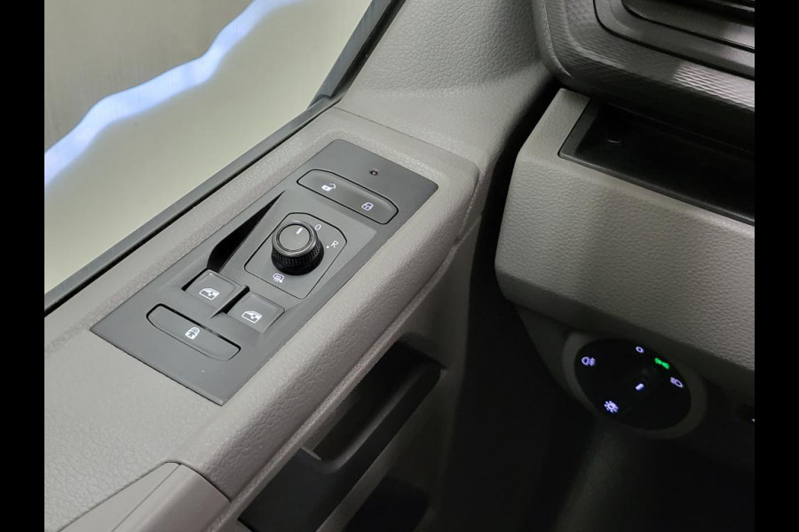 Volkswagen Transporter 2.0TDI L2/H1 Dubbele Cabine Euro 6!