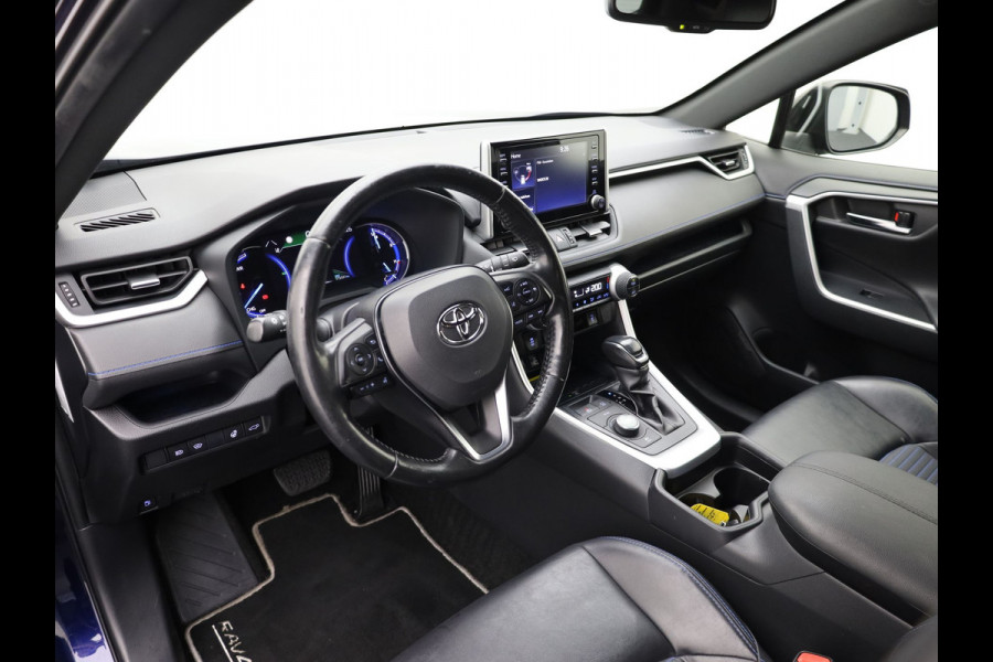 Toyota RAV4 2.5 Hybrid AWD Bi-Tone | Trekhaak afnb. | Elk. A-klep | Stuur & Stoel verw. | Keyless | Prijs Rijklaar!!