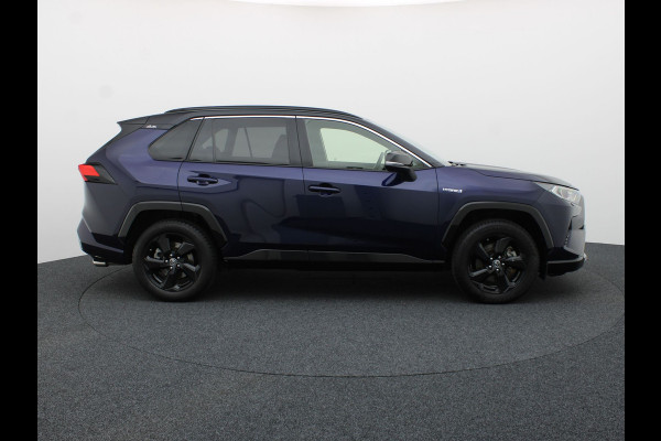 Toyota RAV4 2.5 Hybrid AWD Bi-Tone | Trekhaak afnb. | Elk. A-klep | Stuur & Stoel verw. | Keyless | Prijs Rijklaar!!