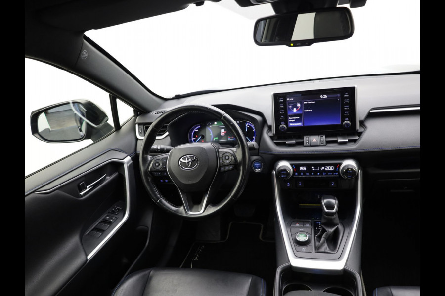 Toyota RAV4 2.5 Hybrid AWD Bi-Tone | Trekhaak afnb. | Elk. A-klep | Stuur & Stoel verw. | Keyless | Prijs Rijklaar!!