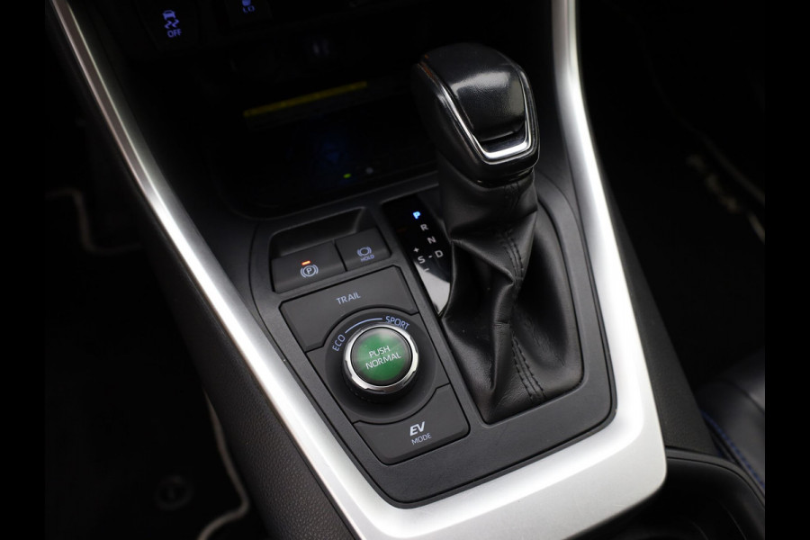 Toyota RAV4 2.5 Hybrid AWD Bi-Tone | Trekhaak afnb. | Elk. A-klep | Stuur & Stoel verw. | Keyless | Prijs Rijklaar!!
