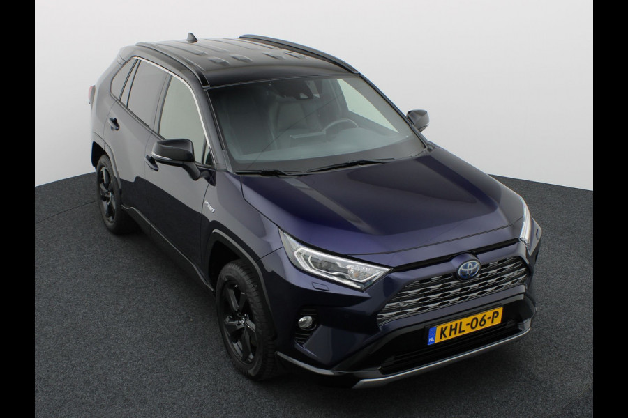 Toyota RAV4 2.5 Hybrid AWD Bi-Tone | Trekhaak afnb. | Elk. A-klep | Stuur & Stoel verw. | Keyless | Prijs Rijklaar!!