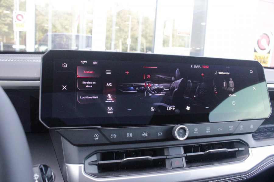 Jeep Compass 1.2 145PK e-Hybrid FIRST EDITION | PANORAMADAK: TWEEDELIG PANORAMISCH SCHUIF-/KANTELDAK | PREMIUM PACK: FOCAL PREMIUM AUDIO/STOELMASSAGE VÓÓR/STOELVENTILATIE VÓÓR/ELEKTRISCH VERSTELBARE VOORSTOELEN MET GEHEUGENFUNCTIE/GLANZEND ZWART GESPOTEN BUMPERS | CONVENIENCE PACK: 360° CAMERA /PARKEERSENSOREN VÓÓR, ACHTER & ZIJDELINGS/BLIND SPOT MONITORING/PEDAALVERWARMINGSPREVENTIE | PACIFIC BLUE | LED MATRIX KOPLAMPEN | 18" LICHTMETALEN VELGEN | VERLICHTE 7-SLEUFS GRILL | PRIVACY GLASS | STOEL/STUUR VERWARMING | VERWARMBARE VOORRUITRAND |SFEERVERLICHTING | ELEKTRISCH BEDIENBARE
