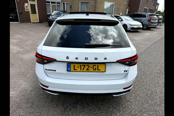 Škoda Superb Combi 1.4 TSI iV Sportline Business Panoramadak, Trekhaak
