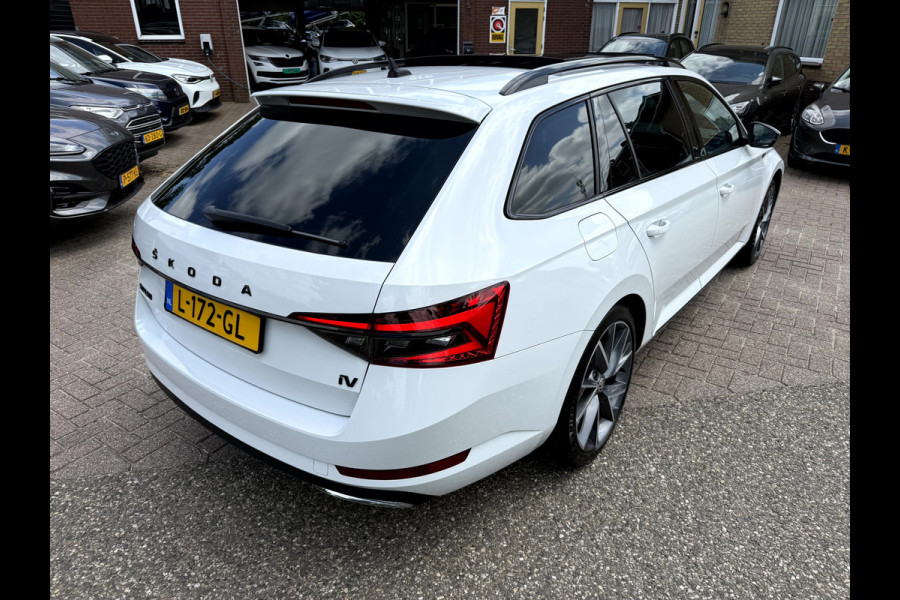 Škoda Superb Combi 1.4 TSI iV Sportline Business Panoramadak, Trekhaak