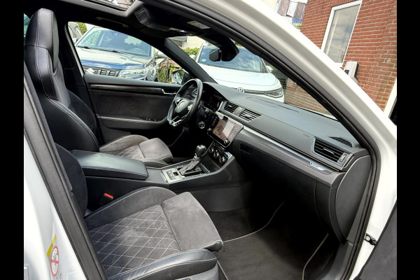 Škoda Superb Combi 1.4 TSI iV Sportline Business Panoramadak, Trekhaak