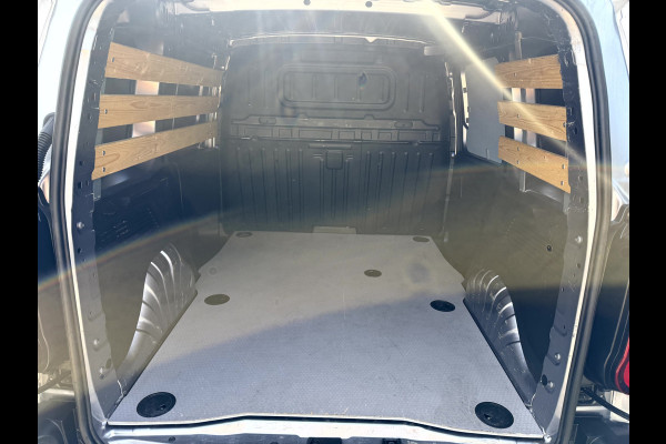 Opel Combo 1.5D 130pk Automaat Navi, App Connect