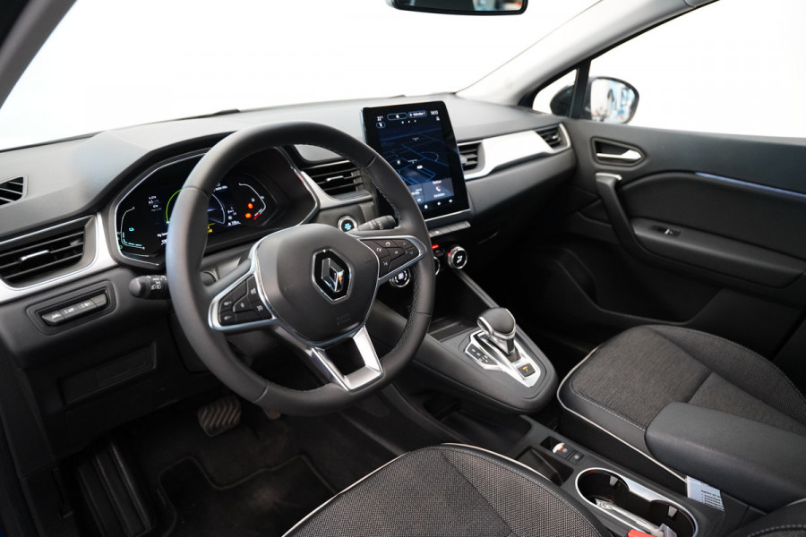Renault Captur 1.6 E-Tech Hybrid 145 Intens Full-led Navigatie Trekhaak