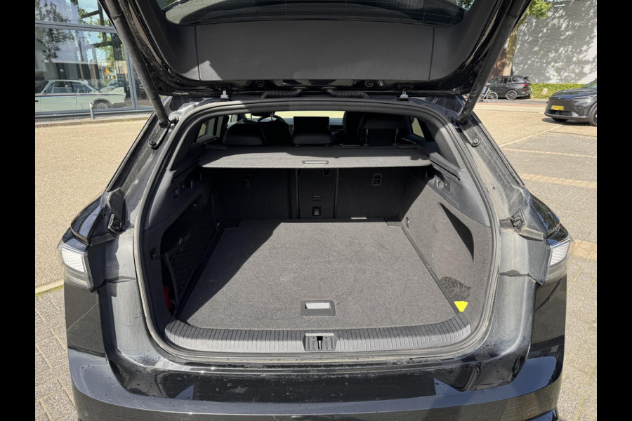 Volkswagen ID7 77 kWh Pro Business VAN:47.900,- VOOR: 44.440,- UW HERFSTVOORDEEL:3.460,- SOH 96%| 360 CAMERA | ELEKTRISCHE ACHTERKLEP| DODE HOEK SENSOR | ELEKTRISCHE TREKHAAK | STOEL + STUURVERWARMING + MASSAGE | KEY LESS | RIJKLAAPRIJS INCL. 12 MND BOVAG GARANTIE|
