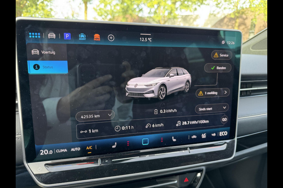 Volkswagen ID7 77 kWh Pro Business VAN:47.900,- VOOR: 44.440,- UW HERFSTVOORDEEL:3.460,- SOH 96%| 360 CAMERA | ELEKTRISCHE ACHTERKLEP| DODE HOEK SENSOR | ELEKTRISCHE TREKHAAK | STOEL + STUURVERWARMING + MASSAGE | KEY LESS | RIJKLAAPRIJS INCL. 12 MND BOVAG GARANTIE|