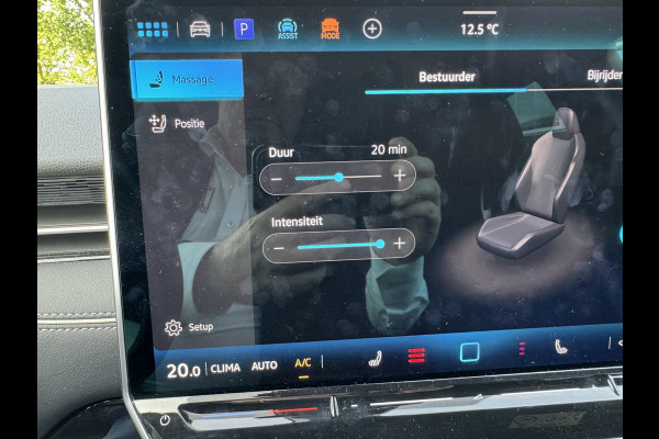 Volkswagen ID7 77 kWh Pro Business VAN:47.900,- VOOR: 44.440,- UW HERFSTVOORDEEL:3.460,- SOH 96%| 360 CAMERA | ELEKTRISCHE ACHTERKLEP| DODE HOEK SENSOR | ELEKTRISCHE TREKHAAK | STOEL + STUURVERWARMING + MASSAGE | KEY LESS | RIJKLAAPRIJS INCL. 12 MND BOVAG GARANTIE|