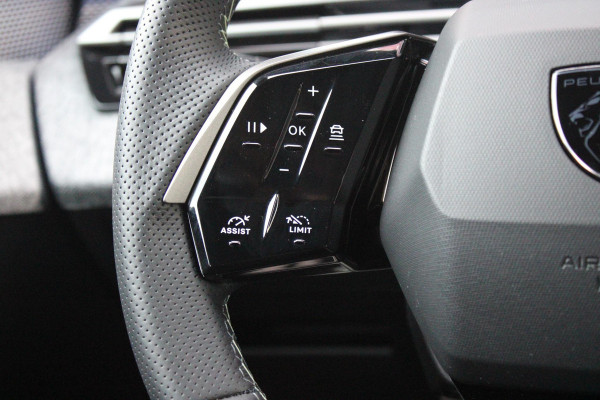 Peugeot 3008 1.2 Hybrid 145PK GT | ELEKTRISCH BEDIENBARE ACHTERKLEP | NAVIGATIE | DRAADLOZE APPLE CARPLAY/ANDROID AUTO | SFEER VERLICHTING | ACHTERUITRIJ CAMERA | PARKEERSENSOREN VOOR EN ACHTER | FULL LED KOPLAMPEN | KEYLESS ENTRY/START | ADAPTIVE CRUISE CONTROL | STOEL/STUUR VERWARMING | LICHTMETALEN VELGEN 19" | DAB+ RADIO |