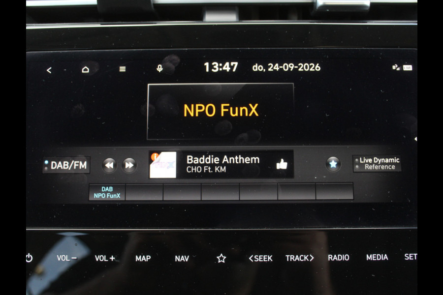 Hyundai Tucson 1.6 T-GDI PHEV Comfort Smart 4WD CARPLAY | CLIMATE | ADAPCRUISE | CAMERA | LMV19 | DAB | LED | STOEL/STUURVERW | ELECAKLEP