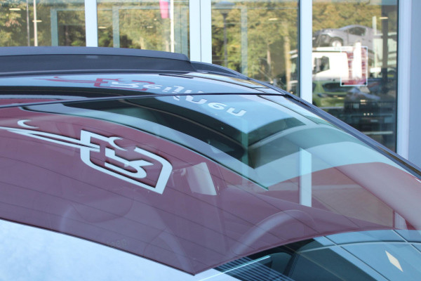 Jeep Compass 4xe 240PK Plug-in Hybrid Electric NORTH STAR | PANORAMA SCHUIF/KANTEL DAK | WINTERPACK: STOEL/STUUR/PARKEERNSENSOREN/RUITENSPROEIER VERWARMBAAR | SAFETY PACK: 360° CAMERA/DODEHOEK BEWAKING/BUITENSPIEGELS MET INSTAPVERLICHTING | 10,1" TOUCHSCREEN MET NAVIGATIE/ADAPTIVE CRUISE CONTROL INCL LANE CENTERING ASSIST/VERKEERSBORDEN INFORMATIE/DRAADLOZE TELEFOONLADER/HANDSFREE ELEKTRISCH BEDIENBARE ACHTERKLEP | PREMIUM AUDIO SYSTEEM MET 9 SPEAKERS & SUBWOOVER "ALPINE" | KEYLESS ENTRY | DRAADLOZE APPLE CARPLAY/ANDROID AUTO | 18" LICHTMETALEN VELGEN | ALL SEASON BANDEN |