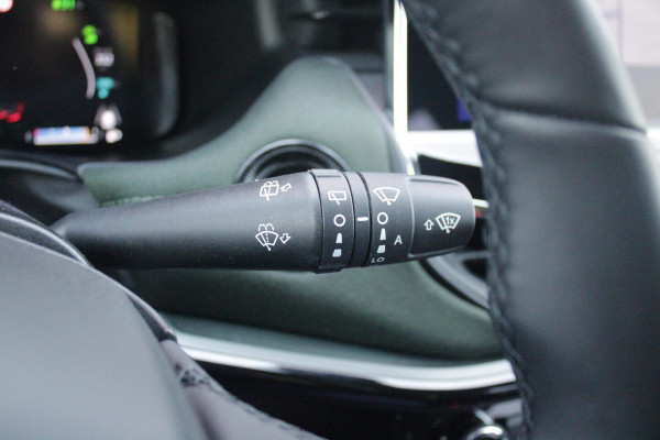 Jeep Compass 4xe 240PK Plug-in Hybrid Electric NORTH STAR | PANORAMA SCHUIF/KANTEL DAK | WINTERPACK: STOEL/STUUR/PARKEERNSENSOREN/RUITENSPROEIER VERWARMBAAR | SAFETY PACK: 360° CAMERA/DODEHOEK BEWAKING/BUITENSPIEGELS MET INSTAPVERLICHTING | 10,1" TOUCHSCREEN MET NAVIGATIE/ADAPTIVE CRUISE CONTROL INCL LANE CENTERING ASSIST/VERKEERSBORDEN INFORMATIE/DRAADLOZE TELEFOONLADER/HANDSFREE ELEKTRISCH BEDIENBARE ACHTERKLEP | PREMIUM AUDIO SYSTEEM MET 9 SPEAKERS & SUBWOOVER "ALPINE" | KEYLESS ENTRY | DRAADLOZE APPLE CARPLAY/ANDROID AUTO | 18" LICHTMETALEN VELGEN | ALL SEASON BANDEN |