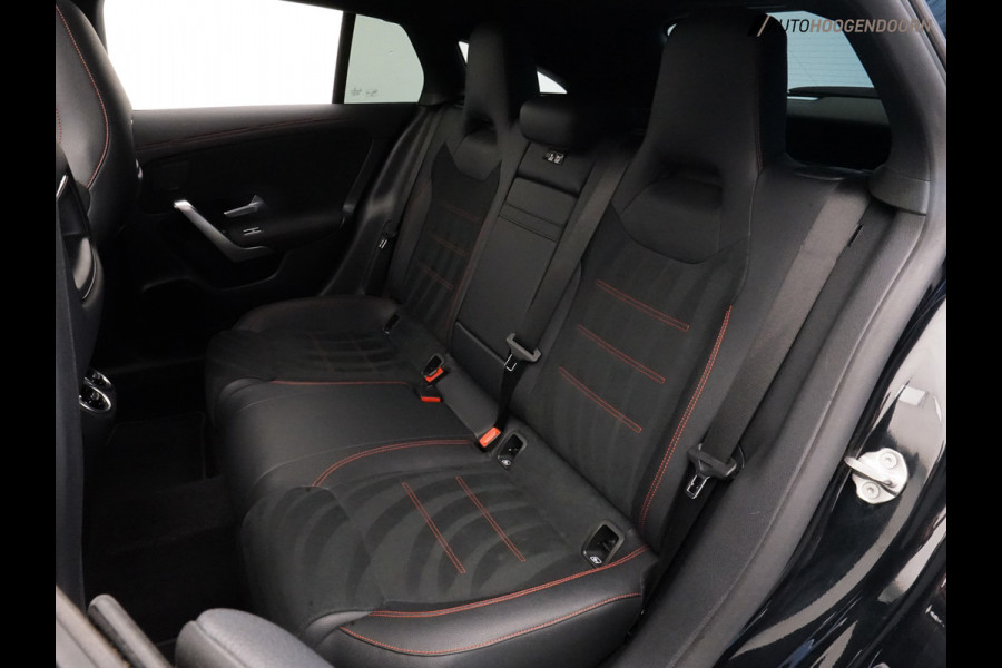 Mercedes-Benz CLA-Klasse Shooting Brake 180 Business Solution AMG (BURMESTER,PANORAMADAK,SFEERVERLICHTING,STOELVERWARMING,CARPLAY)