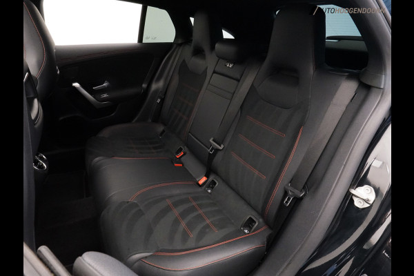 Mercedes-Benz CLA-Klasse Shooting Brake 180 Business Solution AMG (BURMESTER,PANORAMADAK,SFEERVERLICHTING,STOELVERWARMING,CARPLAY)