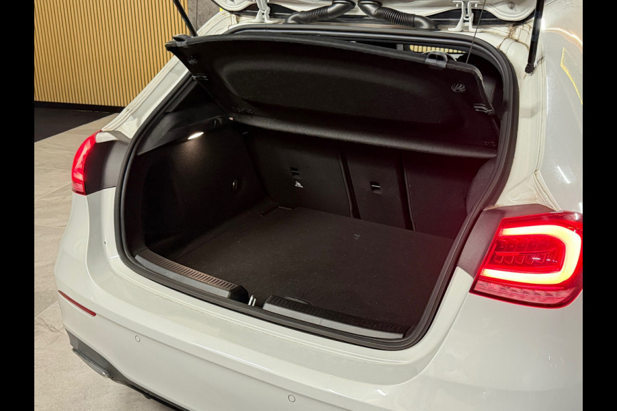 Mercedes-Benz A-Klasse 180 Business Solution AMG |PANO|MEMORY|KEYLESS|LANE ASSIST|SFEERVERLICHTING|NAP|NL AUTO|DEALER ONDERHOUDEN|