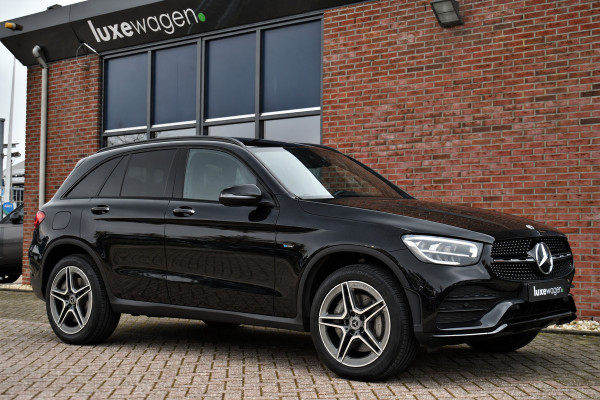 Mercedes-Benz GLC 300e 4M AMG Pano Luchtv Distr HUD 360 Stoel-ventilatie Memory Night