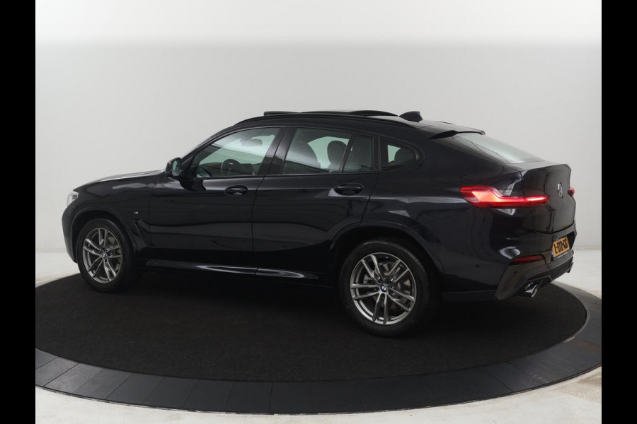 BMW X4 xDrive20i Business Edition | M-sport | Panoramadak | Leder | Memory | Stuur/stoel verwarming | Cruise control | Camera | Park assist | Carplay | Sfeerverlichting | Climate control